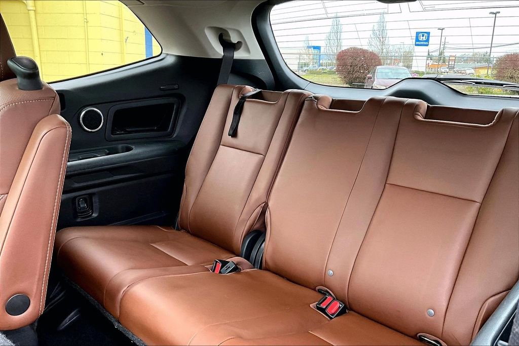 Used 2019 Subaru Ascent Touring w/ Popular Package #3 image 35