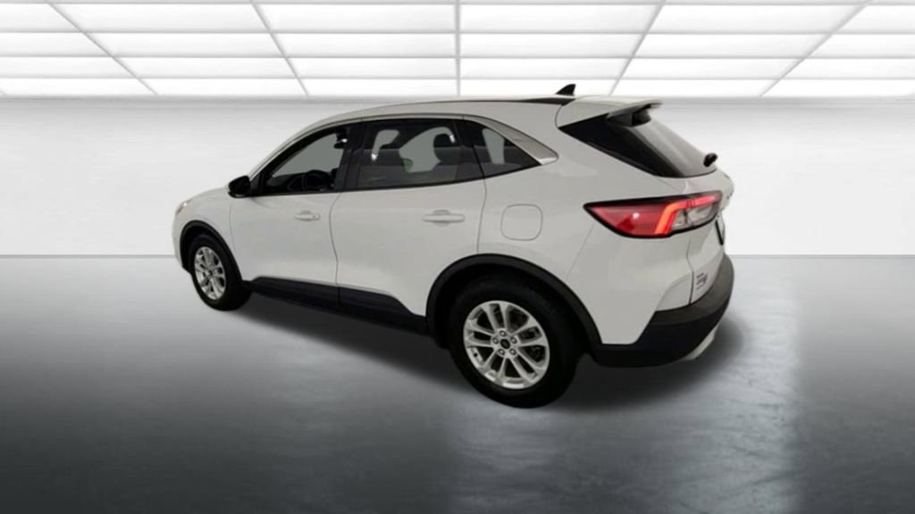 Used 2020 Ford Escape SE FWD image 6