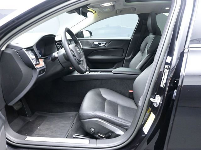 Used 2023 Volvo V60 B5 Cross Country Plus w/ Climate Package AWD/4WD image 16