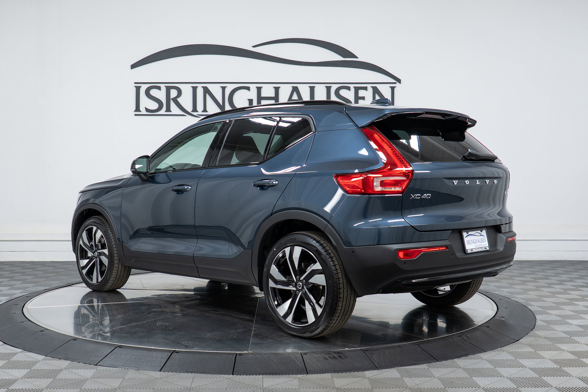 New 2026 Volvo XC40 B5 Ultra w/ Climate Package image 7