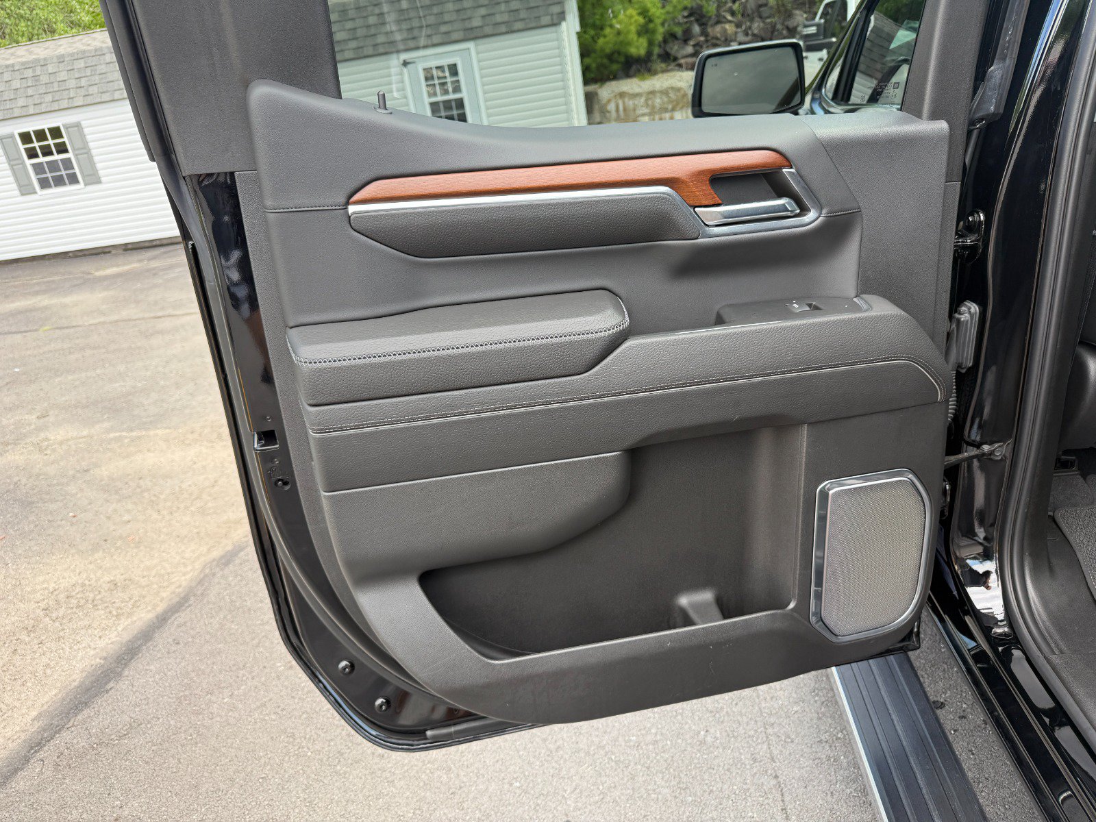 Used 2023 GMC Sierra 1500 Denali AWD/4WD image 18