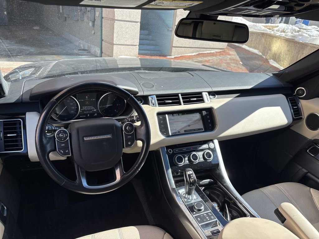 Used 2016 Land Rover Range Rover Sport HSE image 10