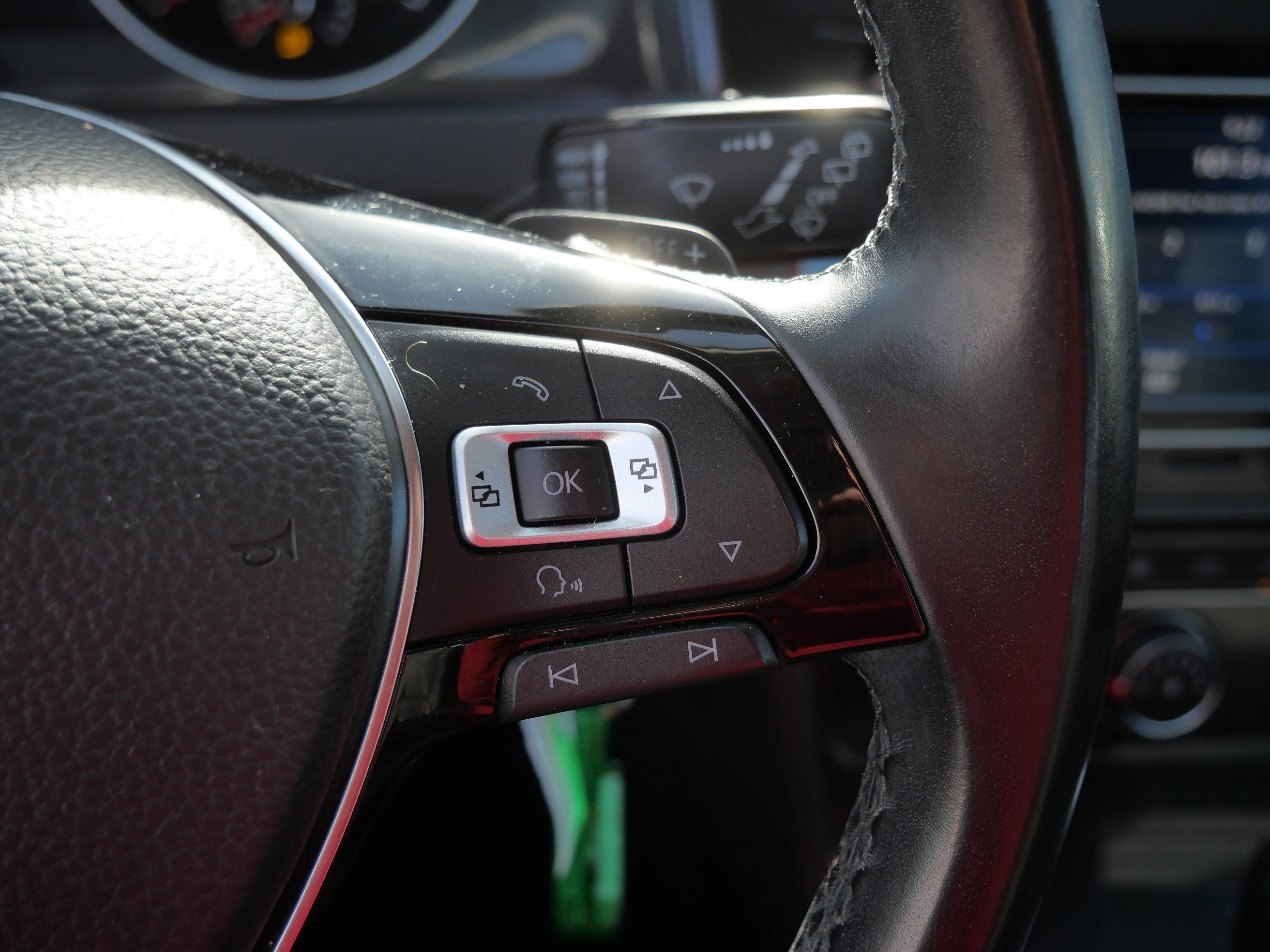 Used 2018 Volkswagen Golf Alltrack S image 28