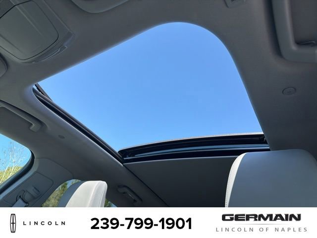 Used 2021 Lincoln Nautilus Reserve w/ Equipment Group 201A image 16