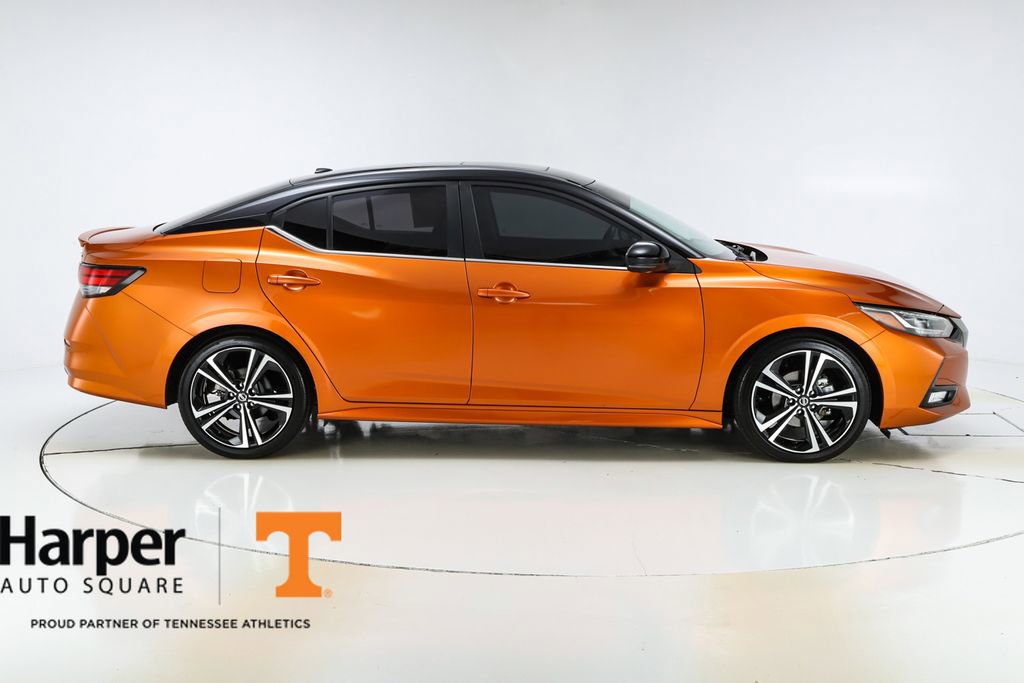 Used 2021 Nissan Sentra SR w/ SR Premium Package image 10