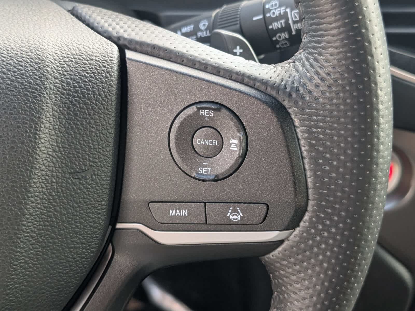 Used 2023 Honda Passport EX-L image 25
