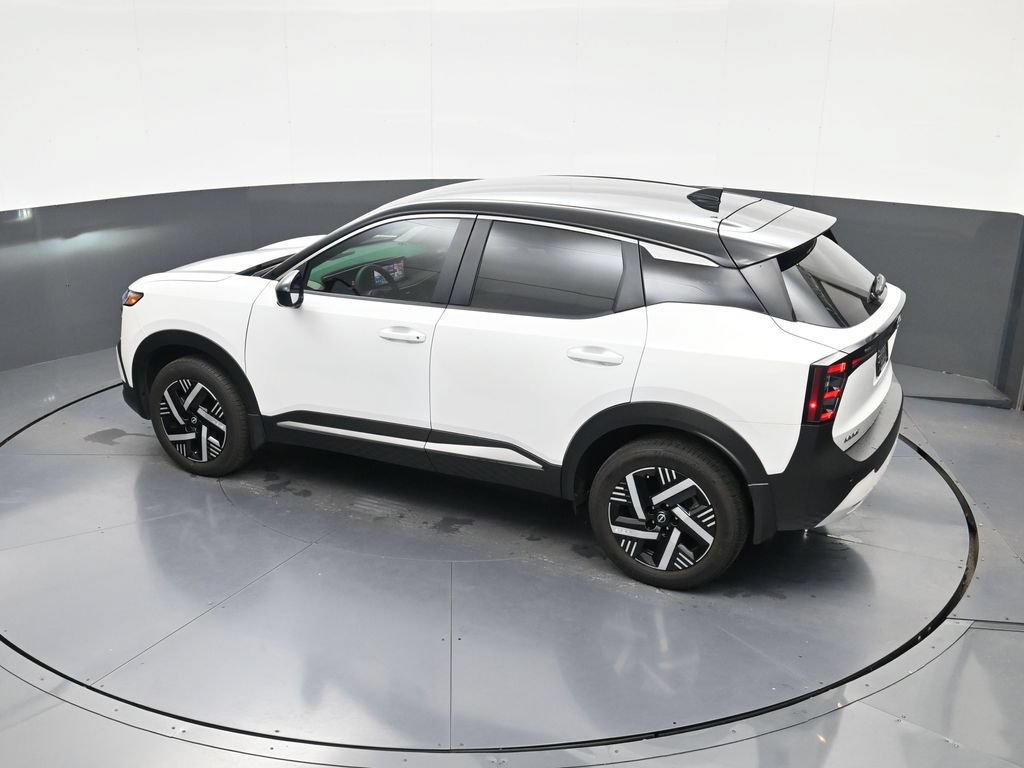 Used 2025 Nissan Kicks SV FWD image 28