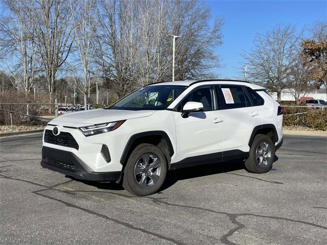 Used 2024 Toyota RAV4 XLE image 1