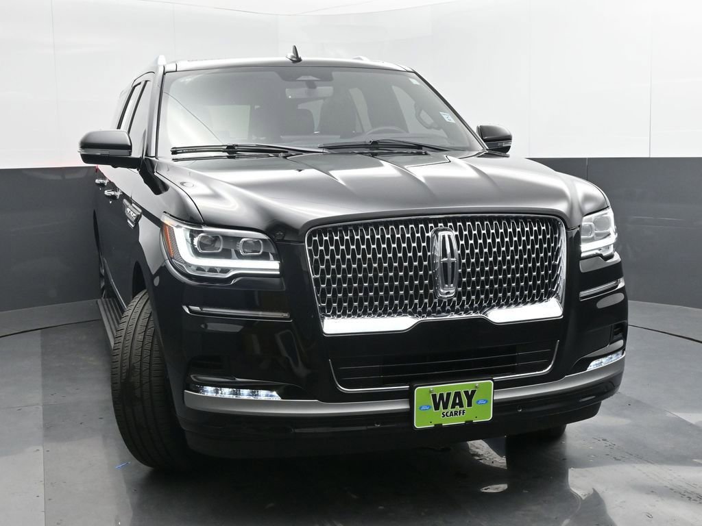 Used 2024 Lincoln Navigator L Reserve image 8