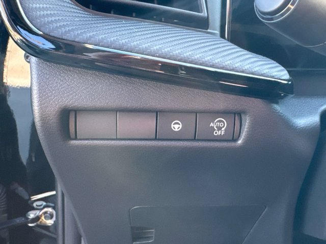 New 2027 Nissan Kicks SR FWD image 23