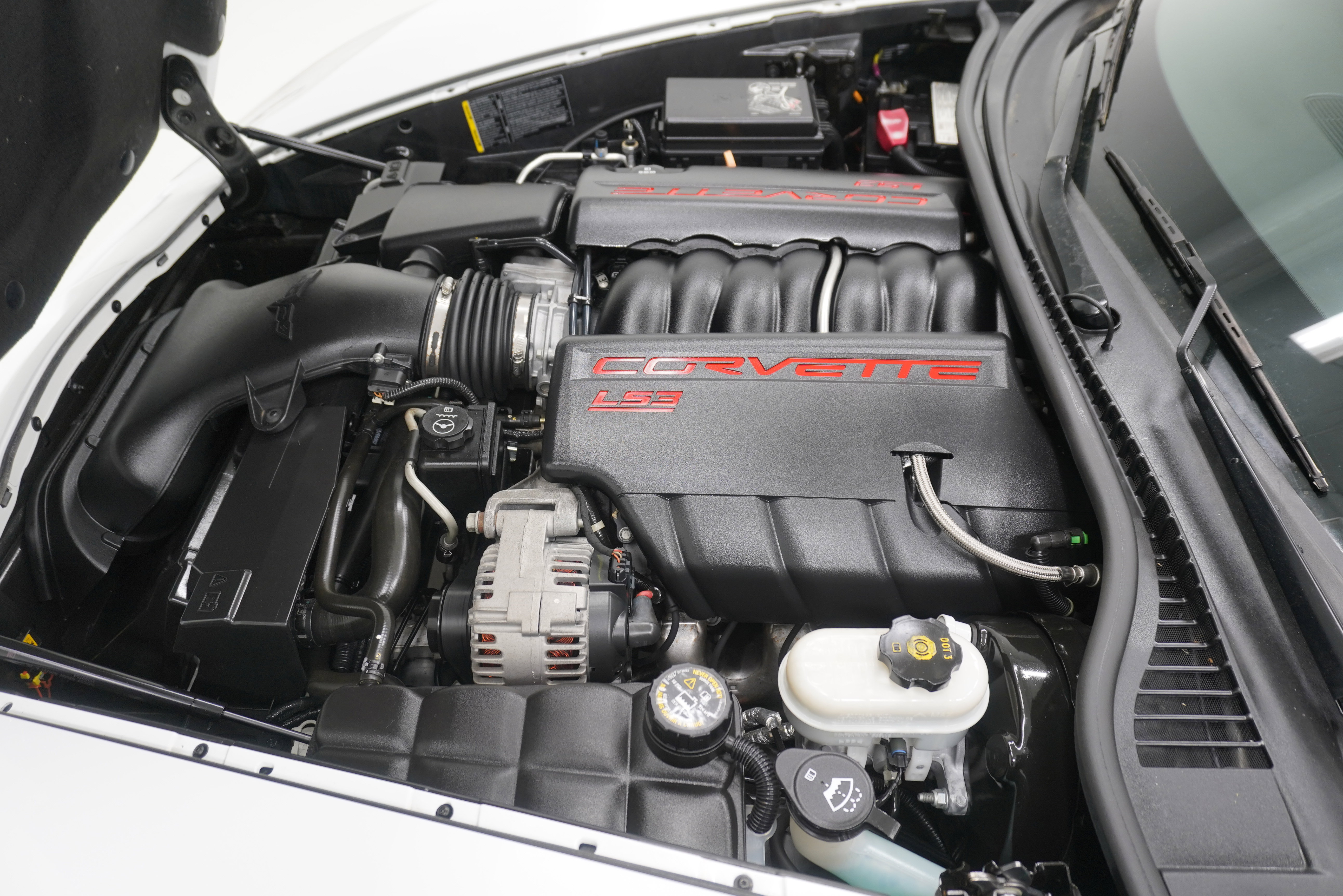Used 2011 Chevrolet Corvette Grand Sport w/ Preferred Equipment Group RWD image 32