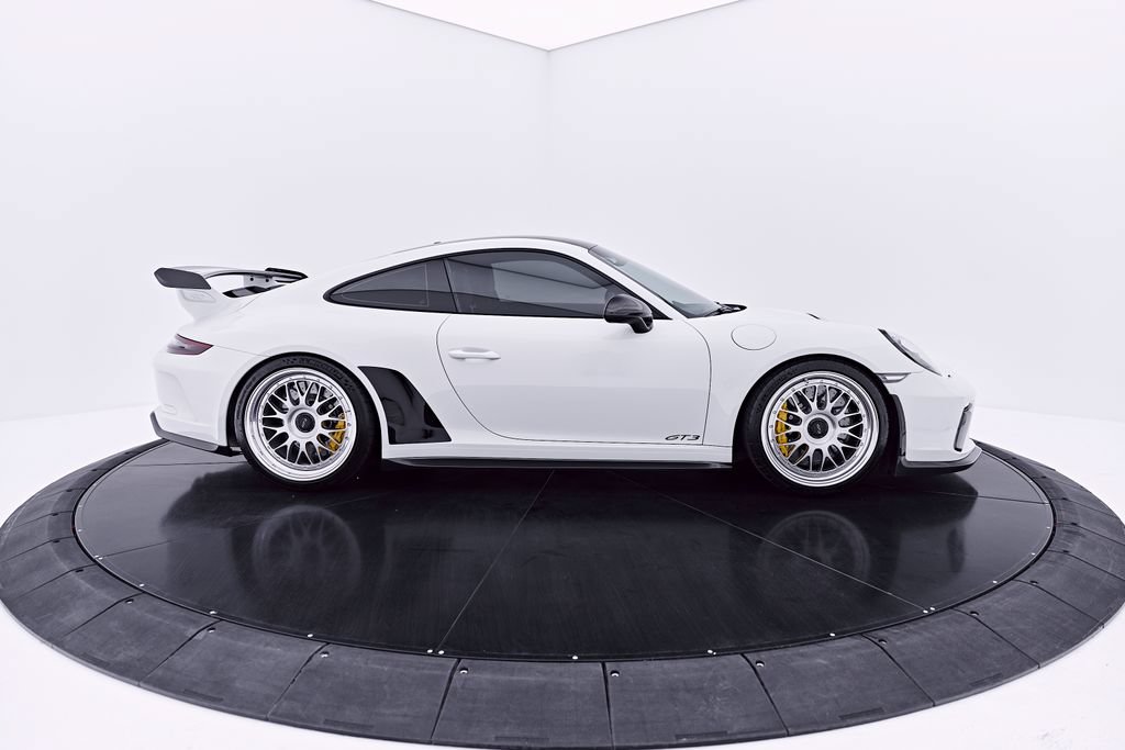 Used 2018 Porsche 911 GT3 RWD image 21