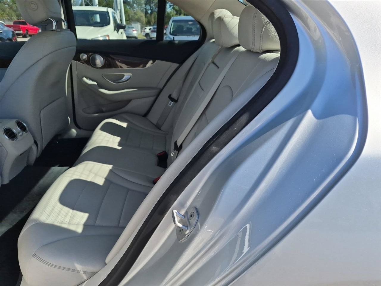 Used 2016 Mercedes-Benz C 300 4MATIC Sedan image 31