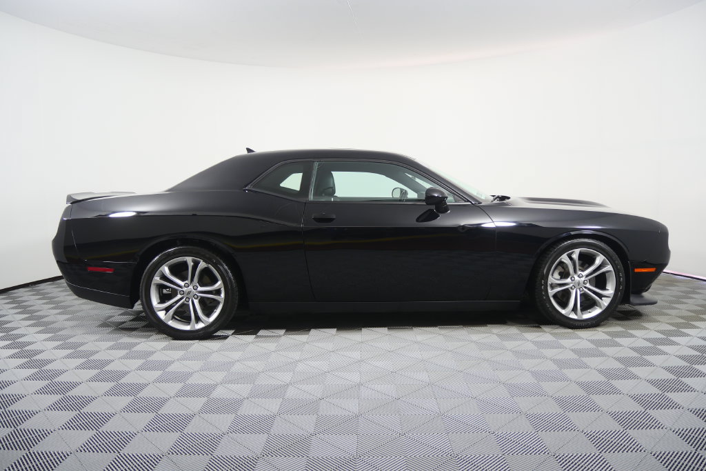 Used 2022 Dodge Challenger GT w/ Plus Package RWD image 6