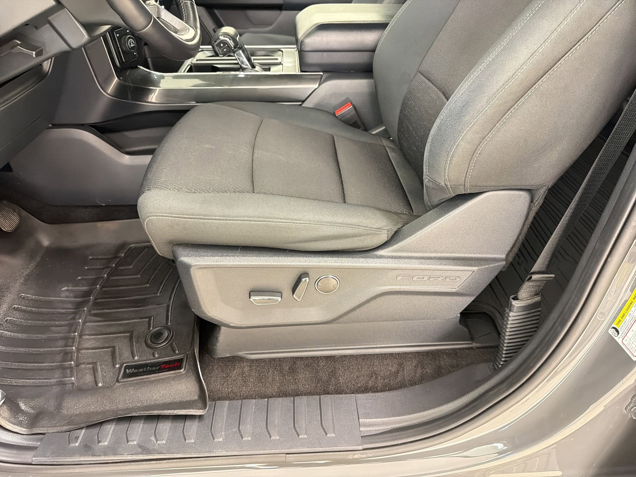 Used 2021 Ford F150 XLT w/ Equipment Group 302A High image 14