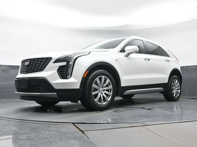 Used 2023 Cadillac XT4 Premium Luxury w/ Cold Weather Package AWD/4WD image 28