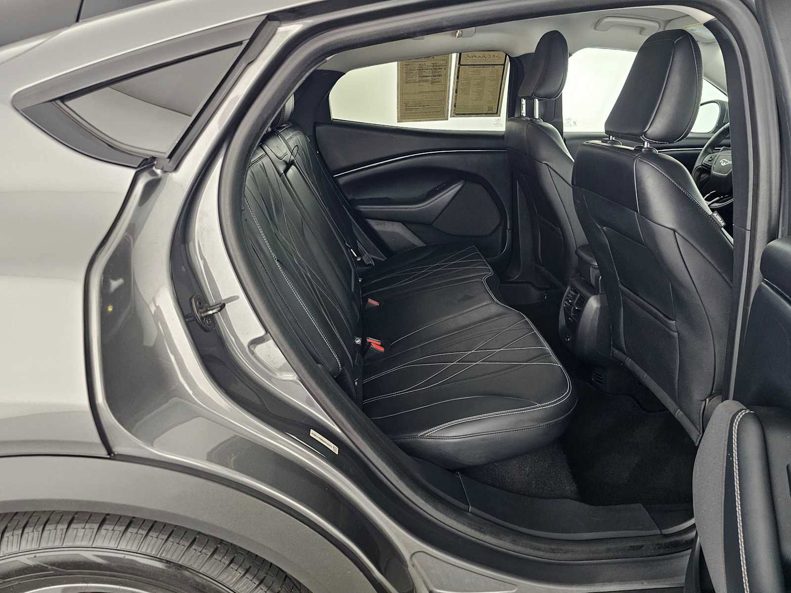 Used 2021 Ford Mustang Mach-E Select w/ Comfort/Technology Package RWD image 12