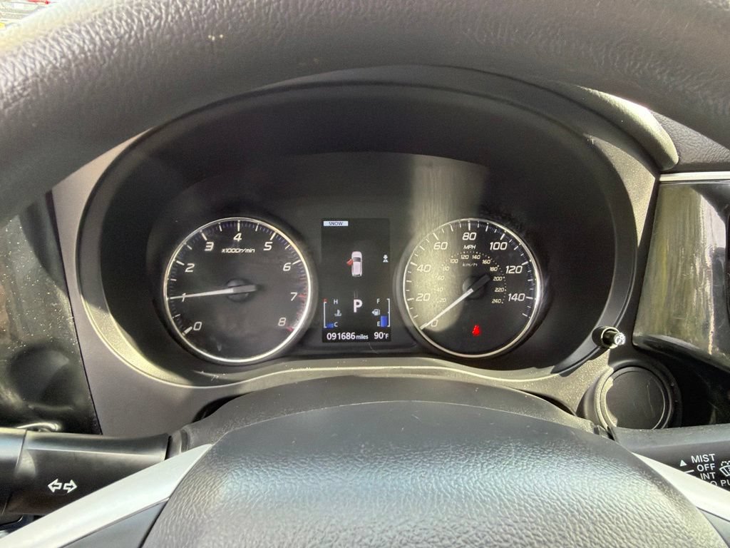 Used 2020 Mitsubishi Outlander SE AWD/4WD image 20