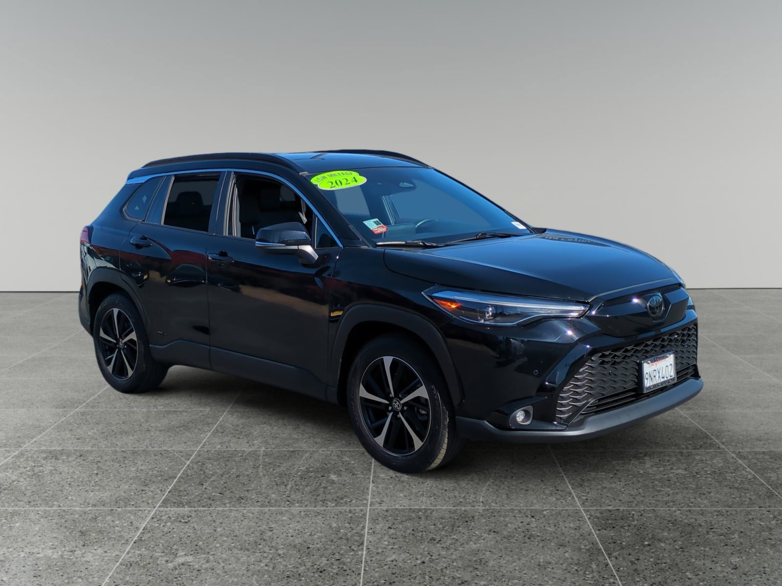 Used 2024 Toyota Corolla Cross AWD Hybrid w/ Convenience Package image 7