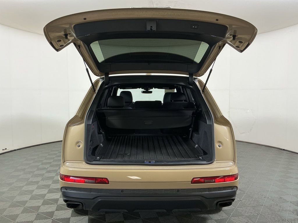 Used 2025 Audi Q7 2.0T Premium Plus image 10