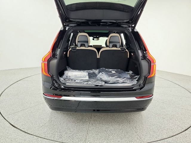 New 2026 Volvo XC90 B6 Plus w/ Protection Package image 19