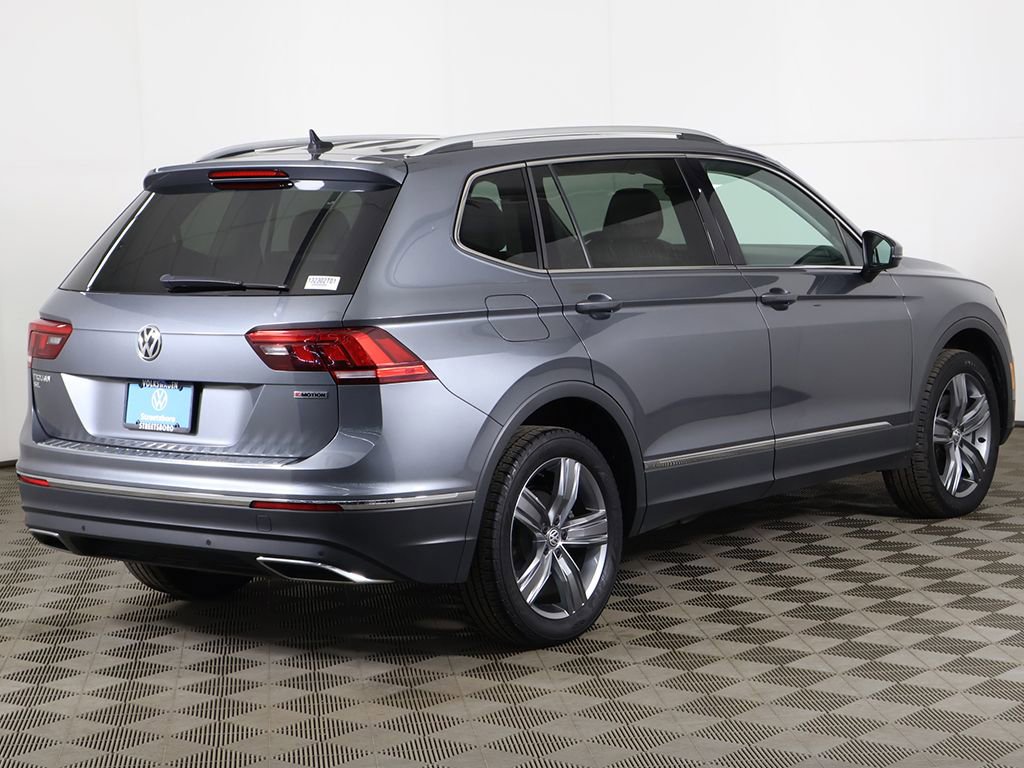 Used 2020 Volkswagen Tiguan SEL AWD/4WD image 12