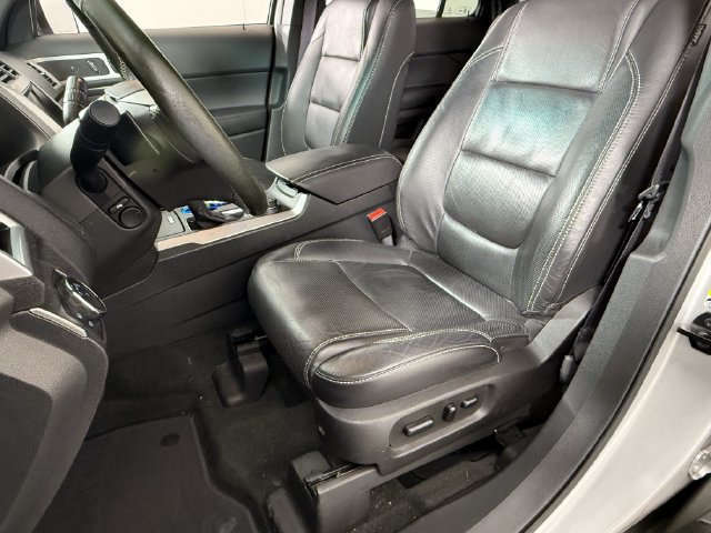 Used 2015 Ford Explorer Sport w/ Equipment Group 401A AWD/4WD image 24
