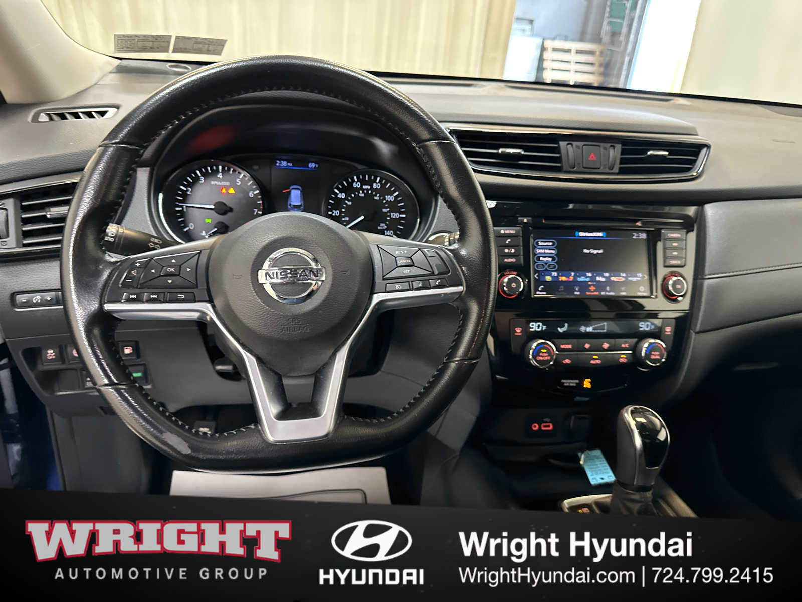 Used 2020 Nissan Rogue SV image 19