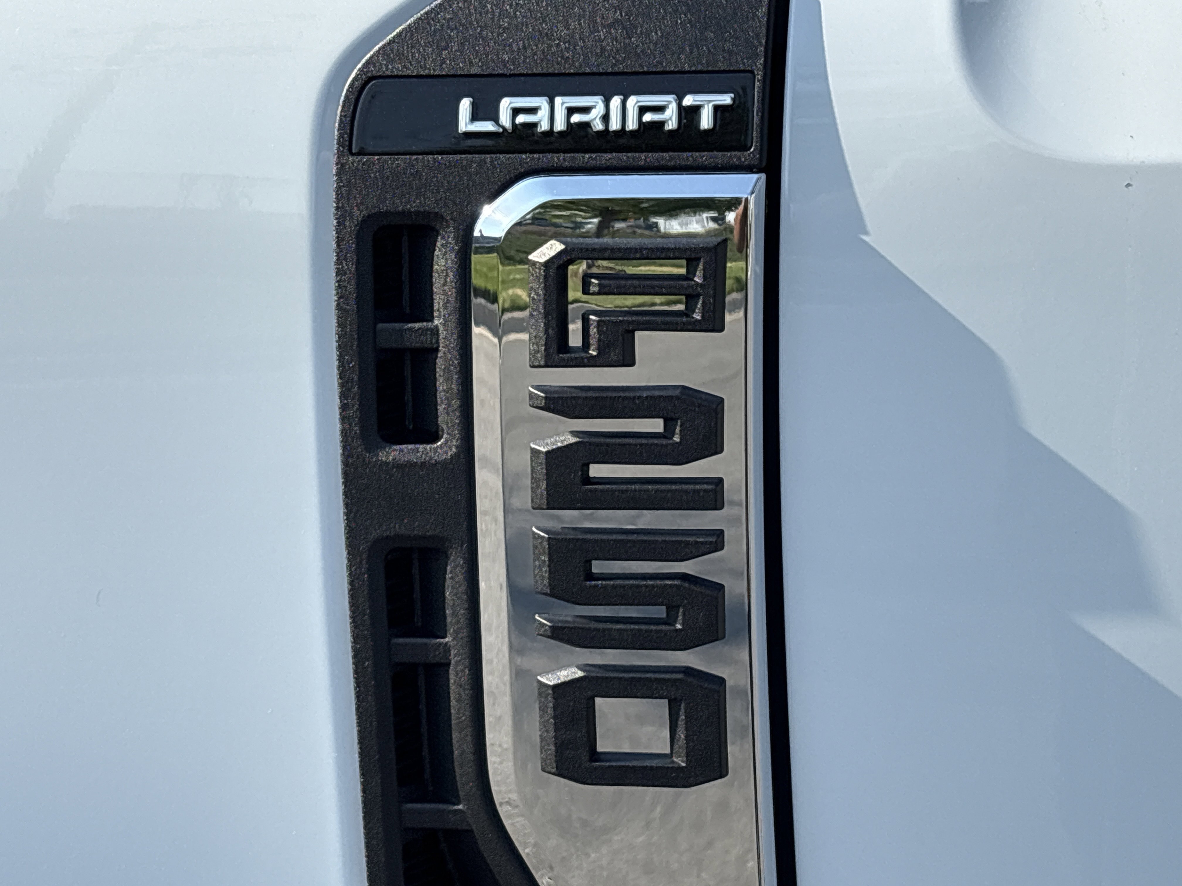 Used 2026 Ford F250 Lariat image 12