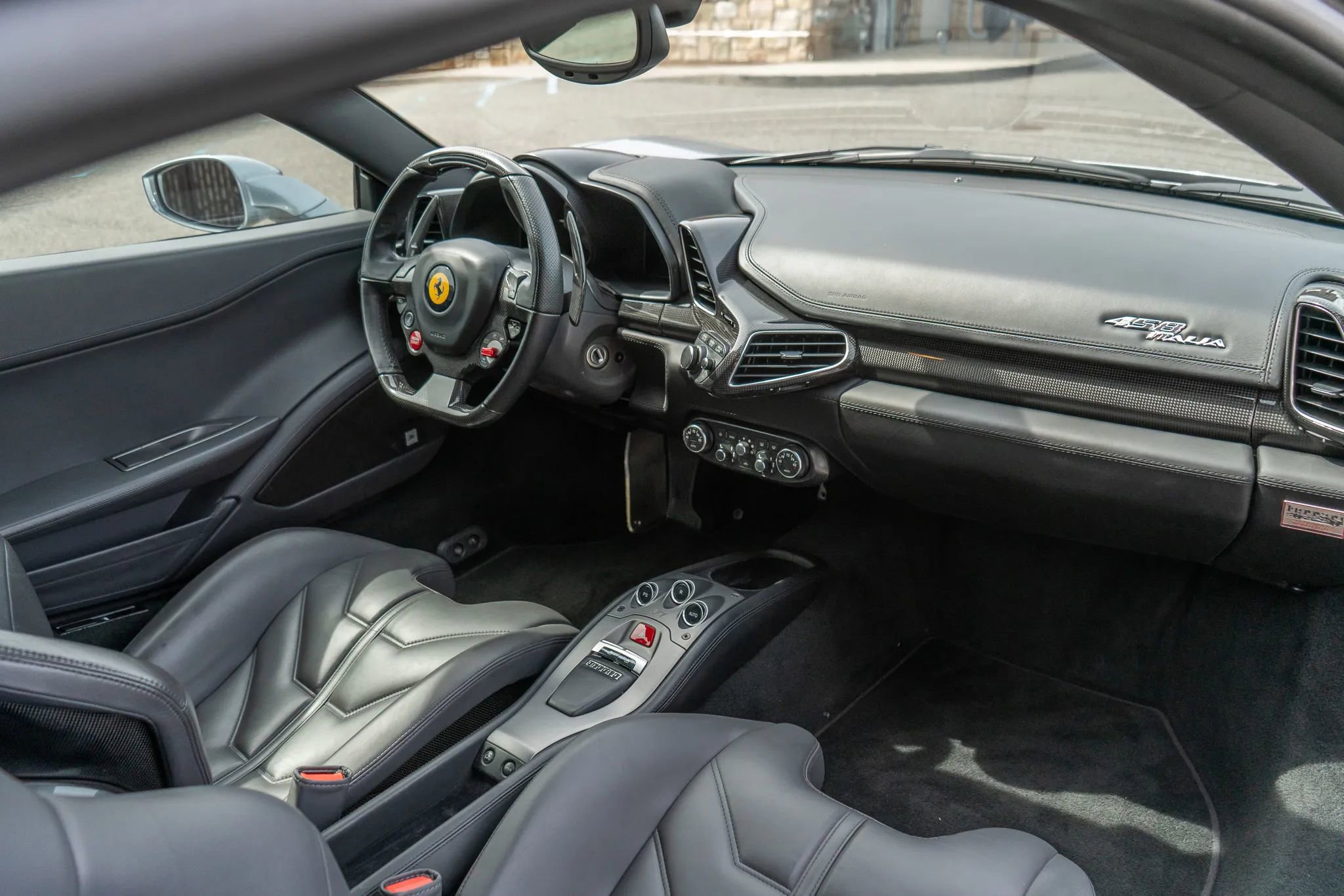 Used 2011 Ferrari 458 Italia Coupe image 64