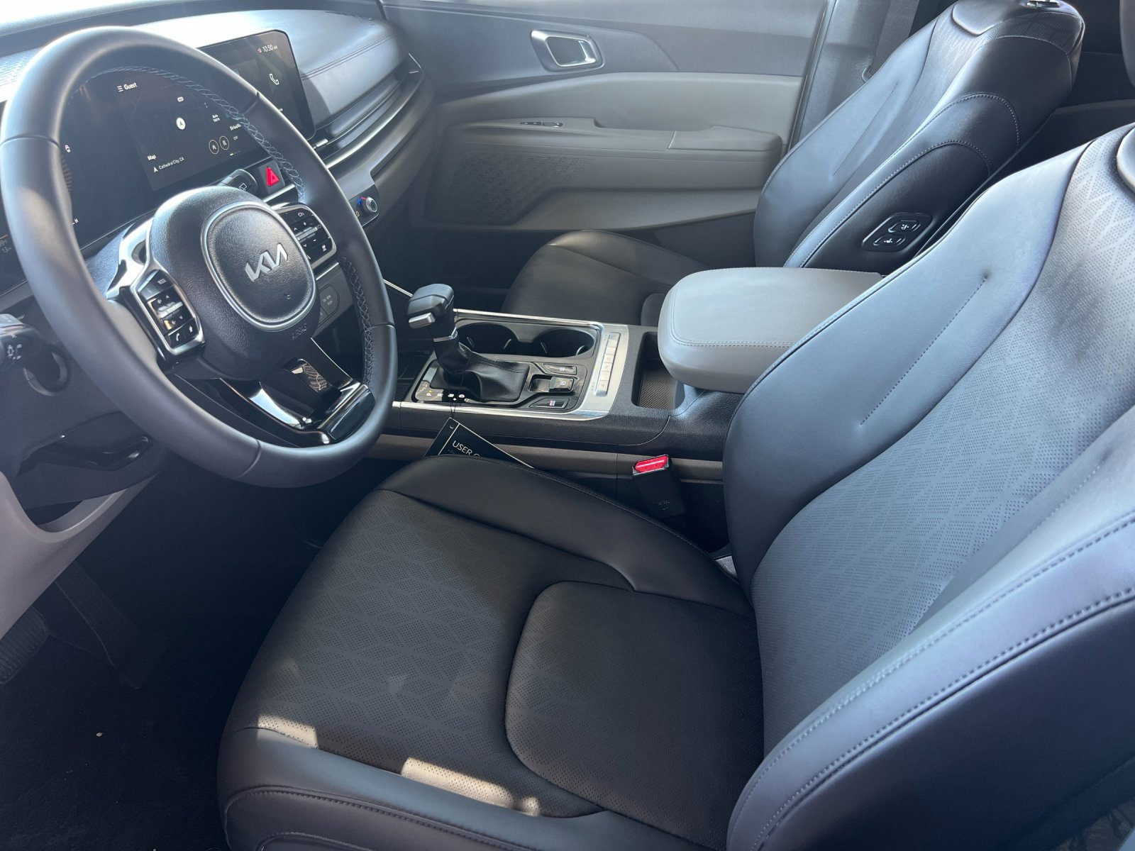 New 2026 Kia Carnival EX image 9