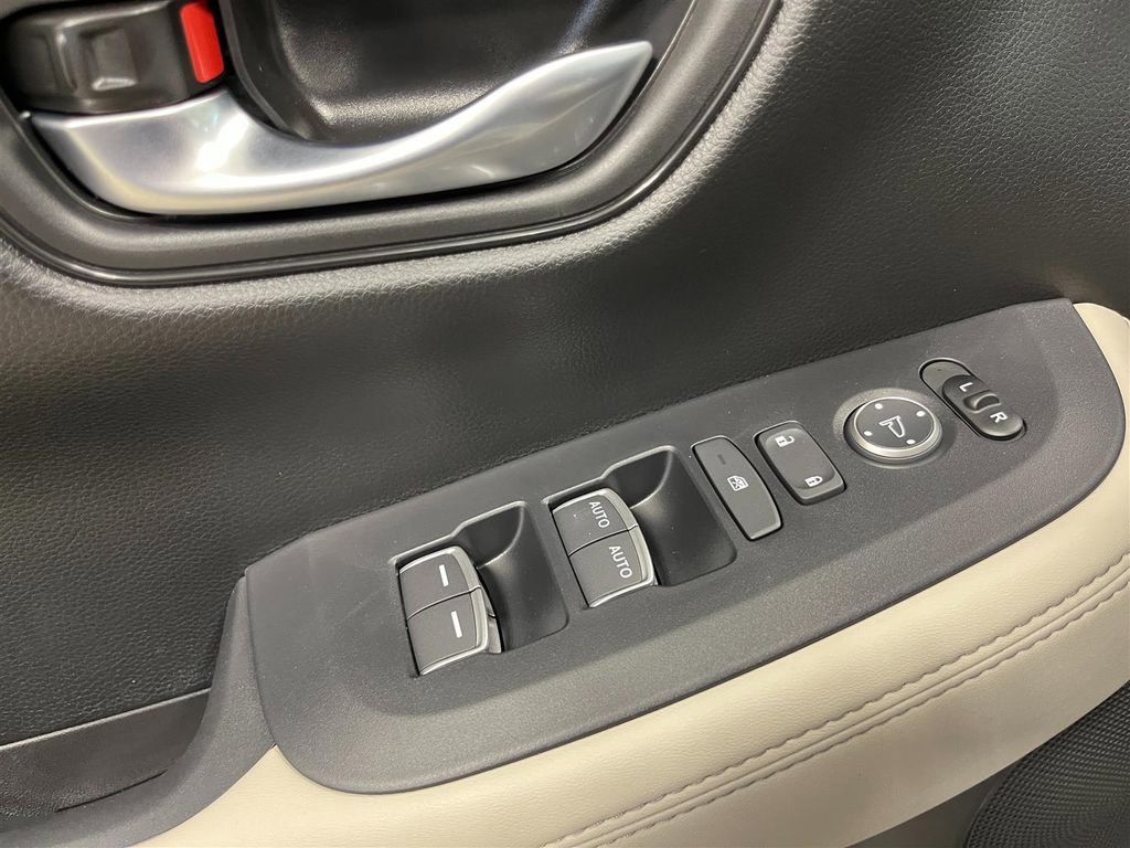 New 2026 Honda HR-V EX-L image 9