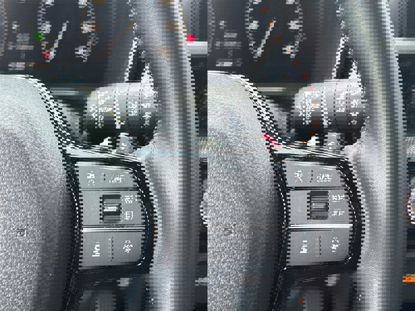 Used 2025 Honda CR-V Sport Touring image 19