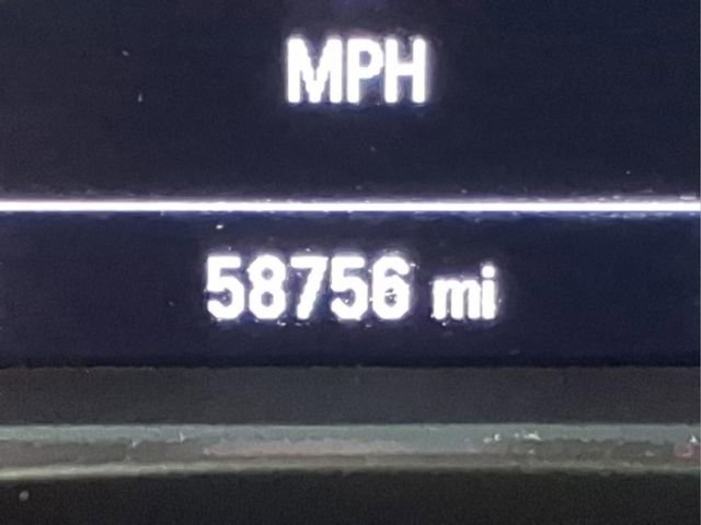 Used 2022 Chevrolet Traverse LS image 32