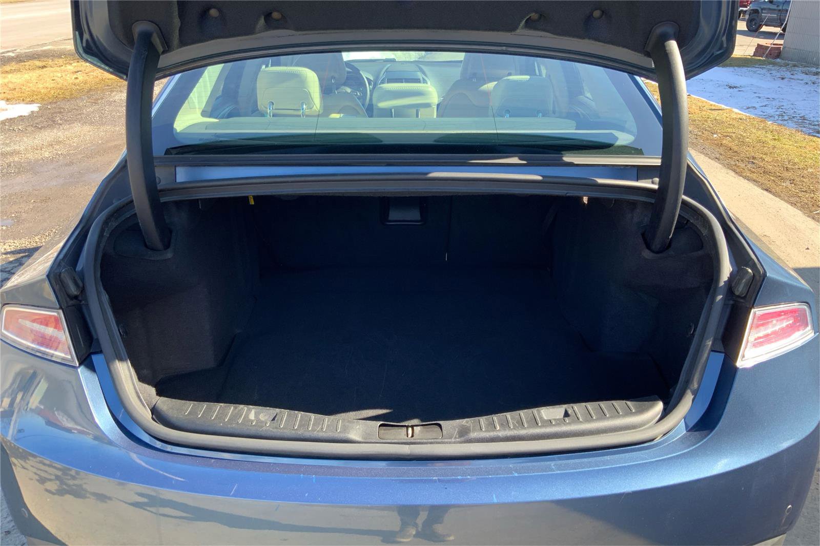 Used 2018 Lincoln MKZ Select w/ Select Plus Package AWD/4WD image 12