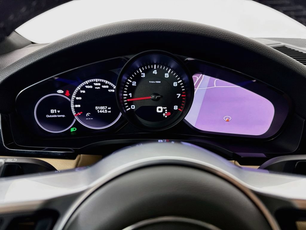 Certified 2021 Porsche Cayenne Coupe AWD/4WD image 16
