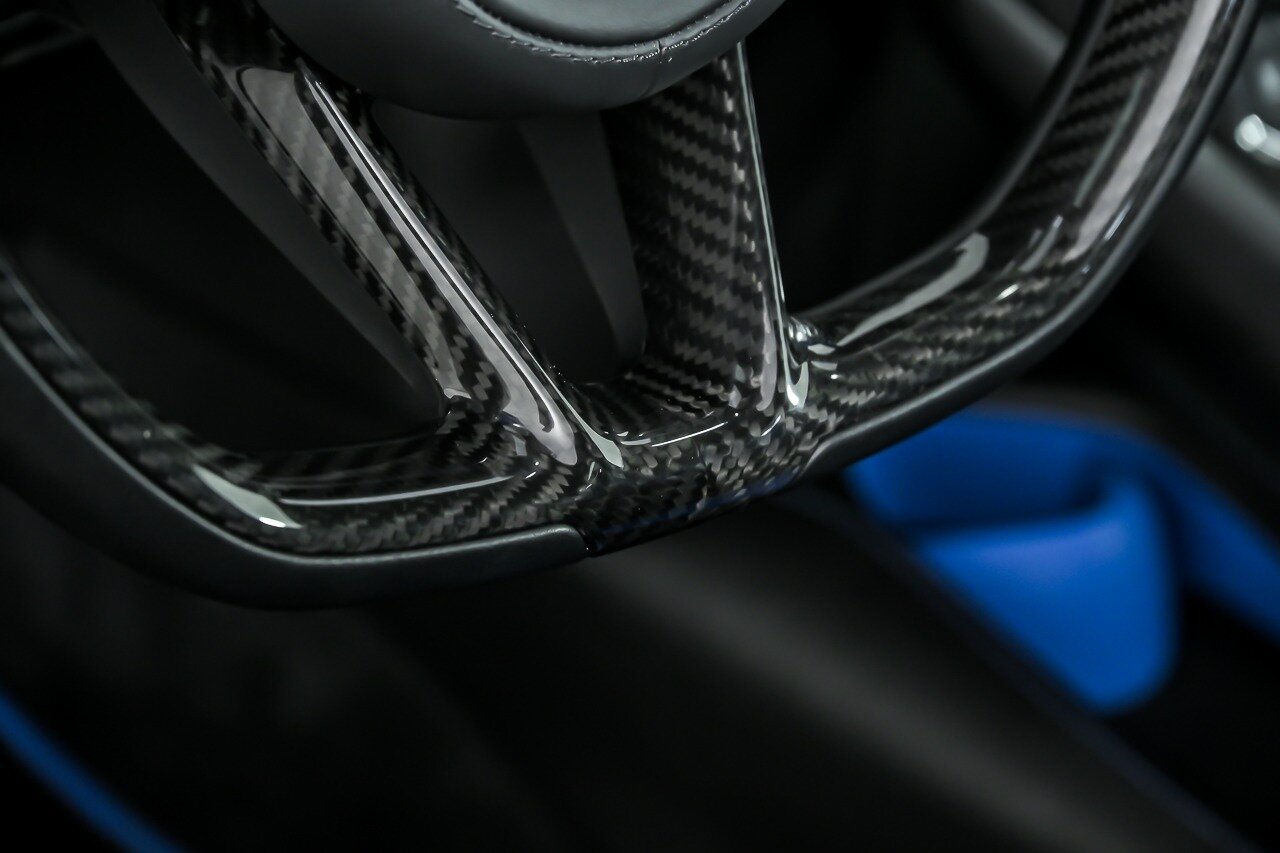 Used 2019 McLaren 720S Performance RWD image 26