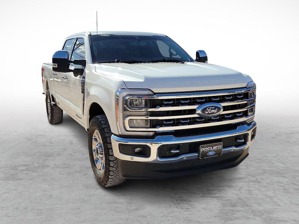 Used 2023 Ford F250 Lariat w/ Lariat Ultimate Package AWD/4WD image 2