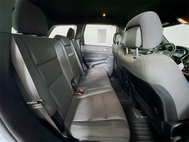 Used 2020 Jeep Grand Cherokee Laredo image 39