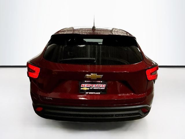 Used 2024 Chevrolet Trax LS w/ LS Convenience Package FWD image 7