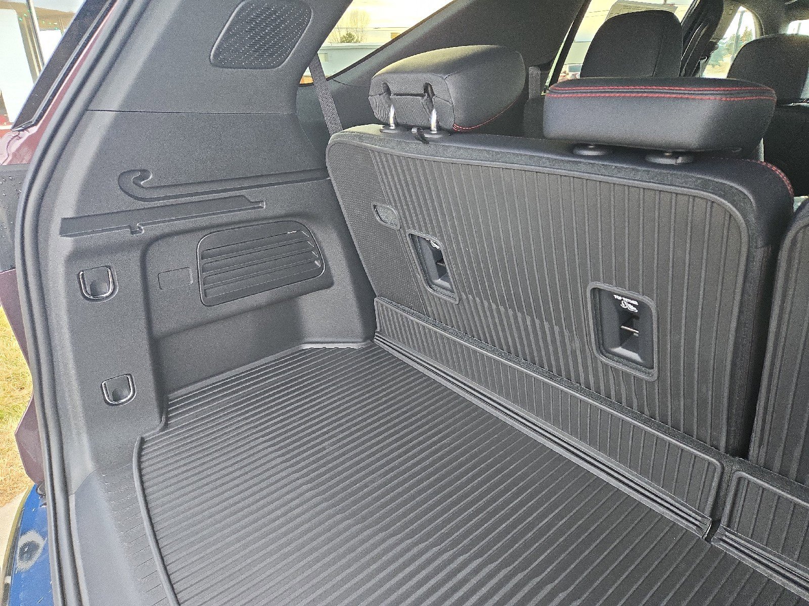 New 2026 Chevrolet Traverse RS w/ LPO, Floor Liner Package image 26