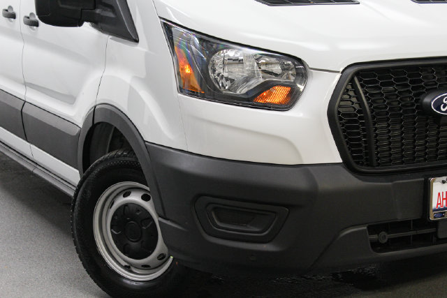 New 2027 Ford Transit 250 148 Medium Roof w/ Load Area Protection Package RWD image 2