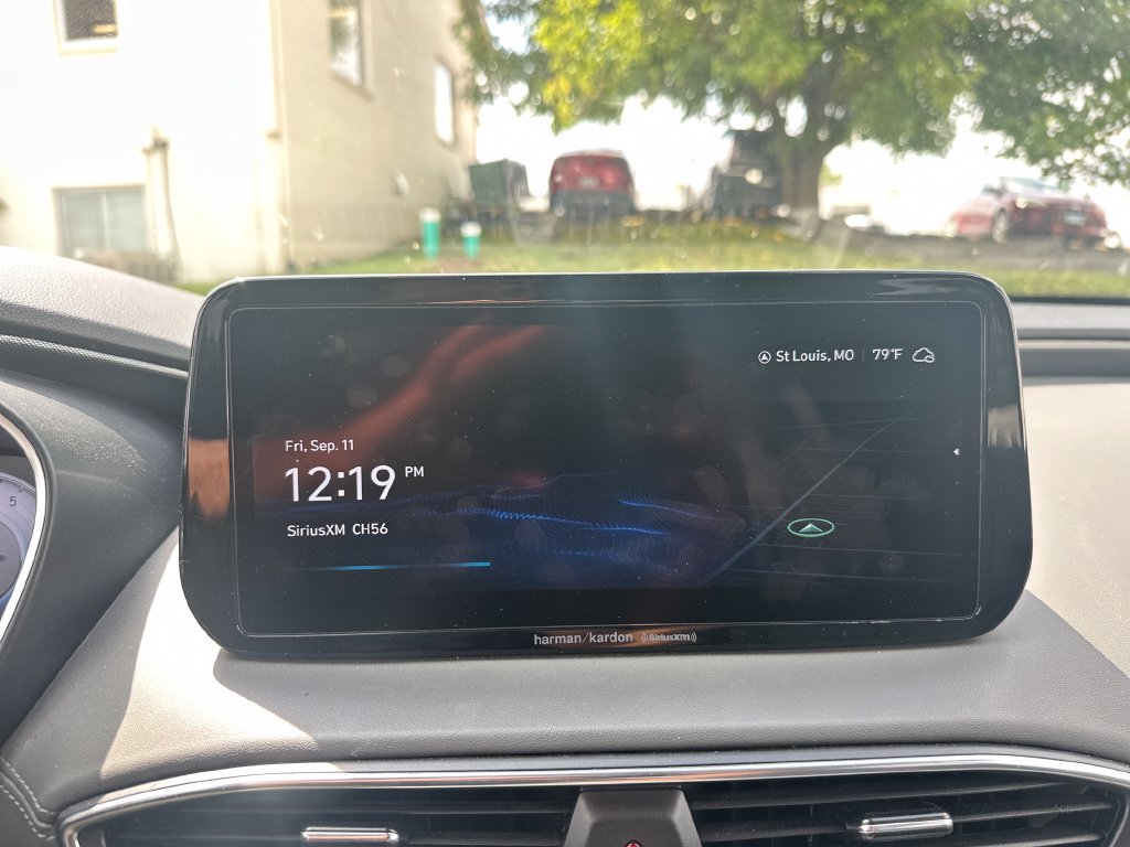 Used 2022 Hyundai Santa Fe SEL w/ Convenience + Premium Package FWD image 46