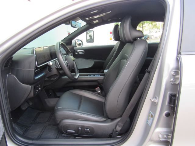Used 2023 Hyundai Ioniq 6 SEL image 12