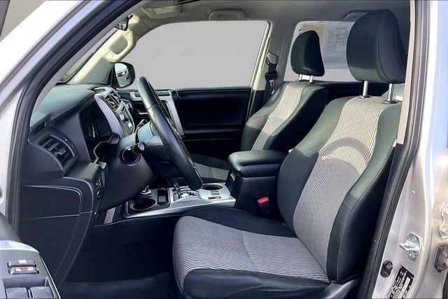 Used 2016 Toyota 4Runner SR5 image 24