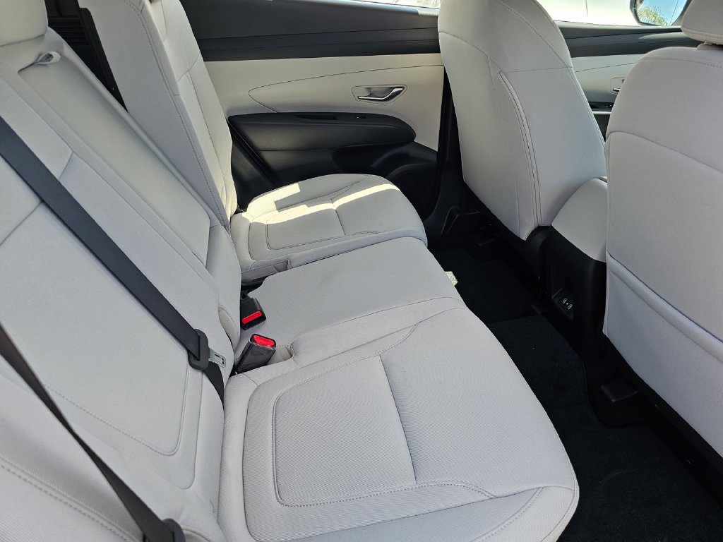 New 2026 Hyundai Tucson SE FWD image 16