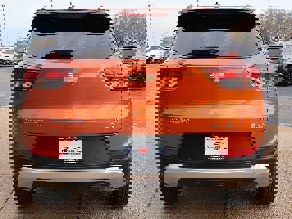 Used 2022 Chevrolet TrailBlazer LT w/ Driver Confidence Package image 5