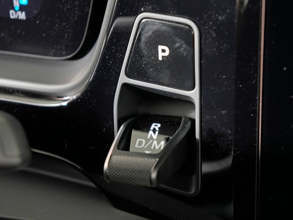 New 2026 Porsche Cayenne Coupe AWD/4WD image 25