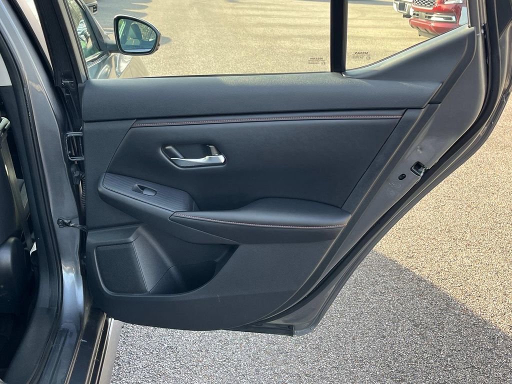 Certified 2021 Nissan Sentra SR image 23