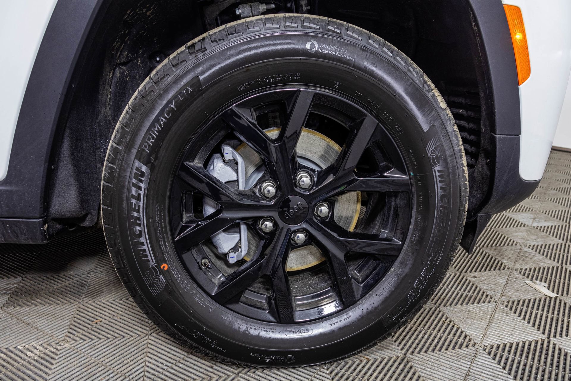 New 2026 Jeep Grand Cherokee Altitude image 47